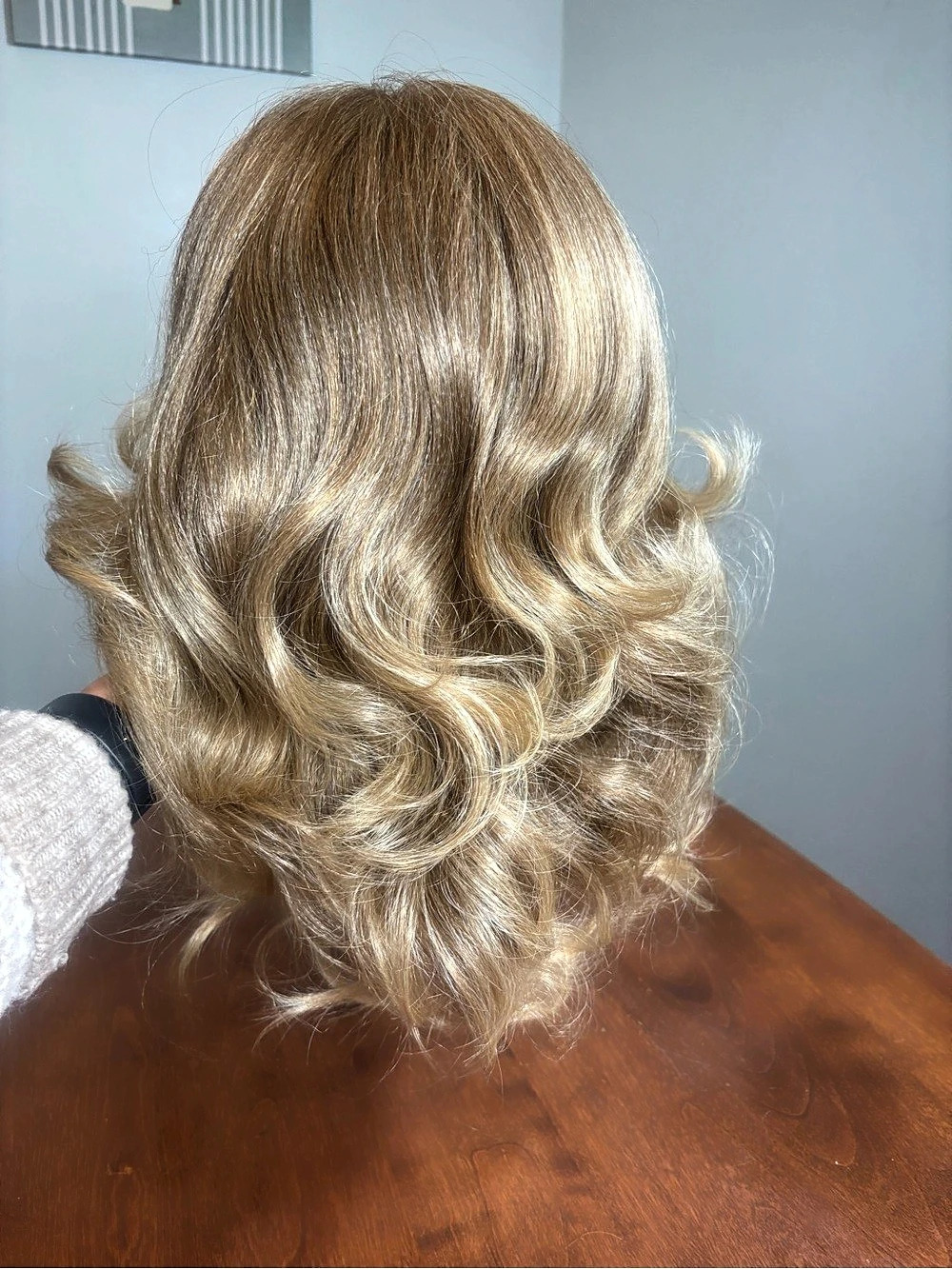 Outre 5 x 5 Lace Closure Wig Brown & Blonde